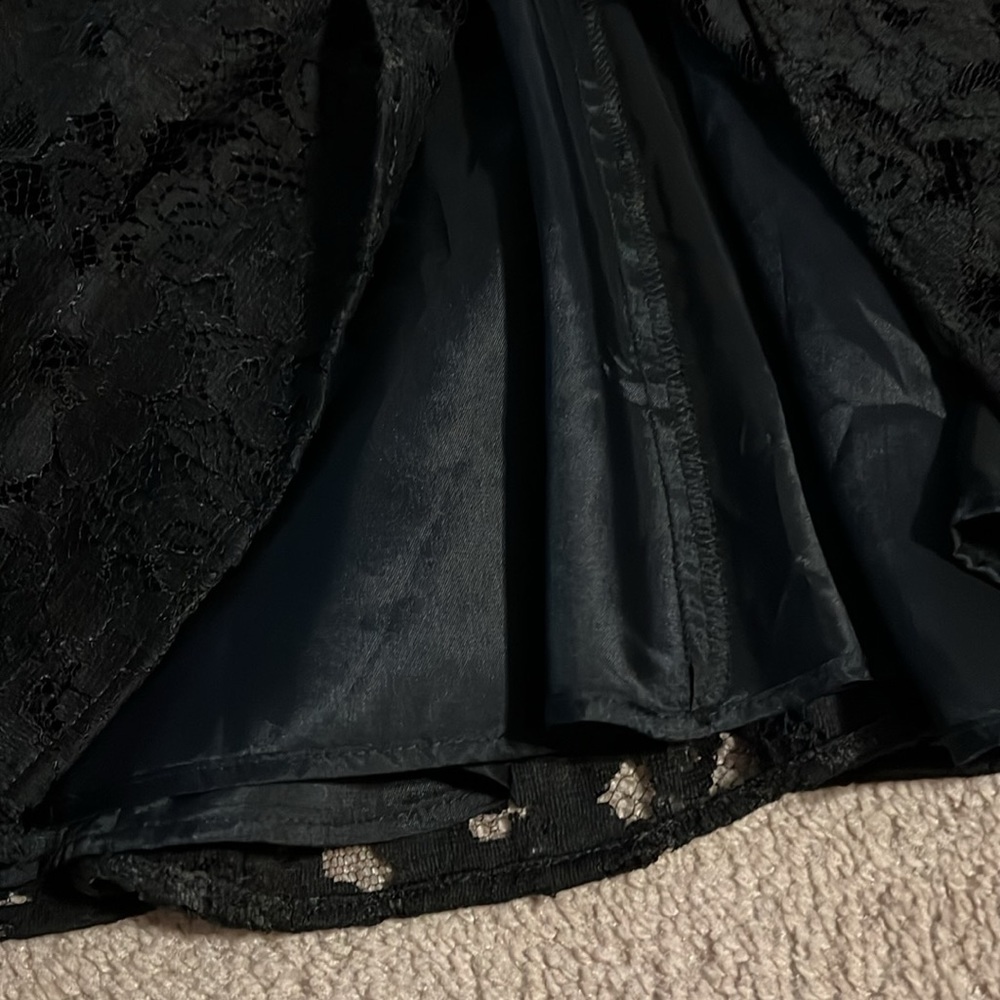 Ann Taylor black lace dress size 6 - Picture 5 of 7